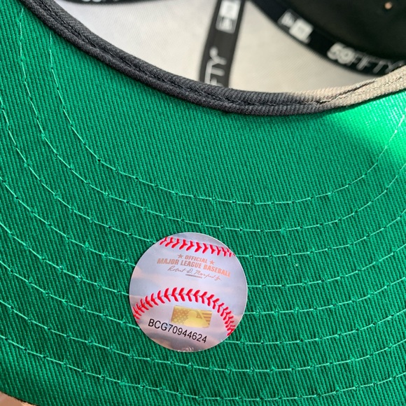 New Era 59 Fifty 40th Anniversary Mariners 7 1/8 NWT - Picture 6 of 9